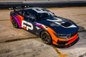 2023Ford_MustangGT4_2